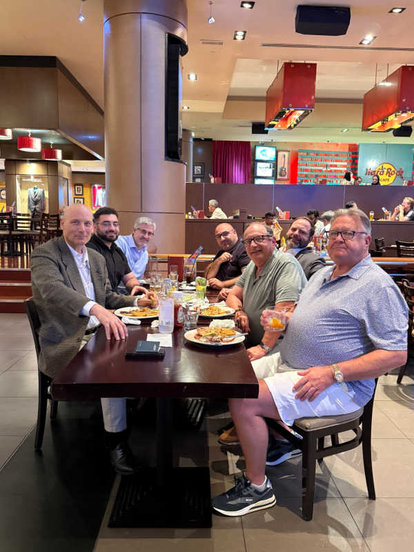 Indoor Hydroponic Discussions in Dubai